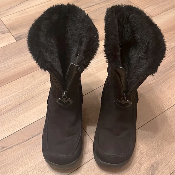 NoBo Snow Boots - Picture 7 of 7